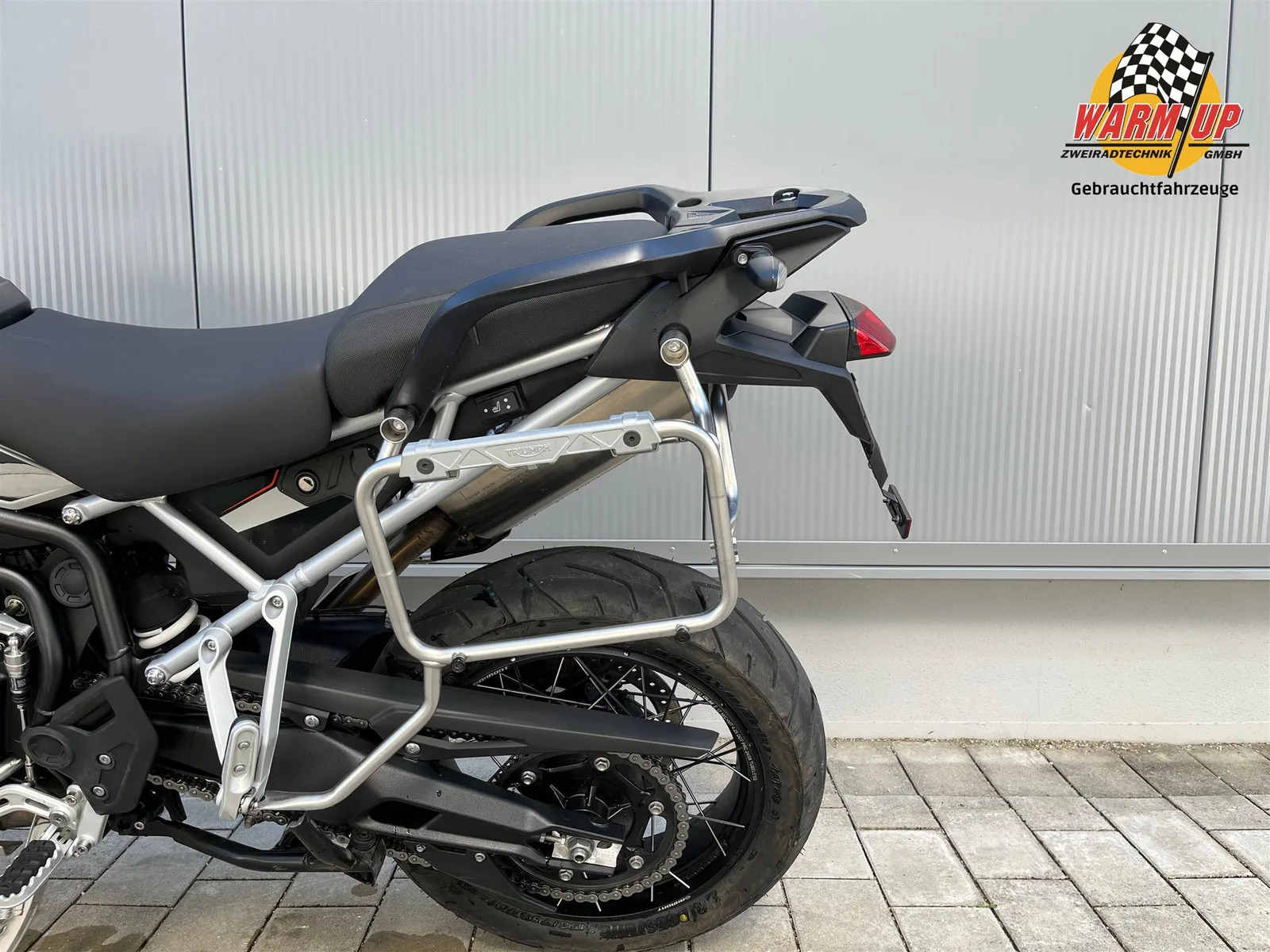 Triumph Tiger 900 Rally Pro inkl. Seitenkoffer