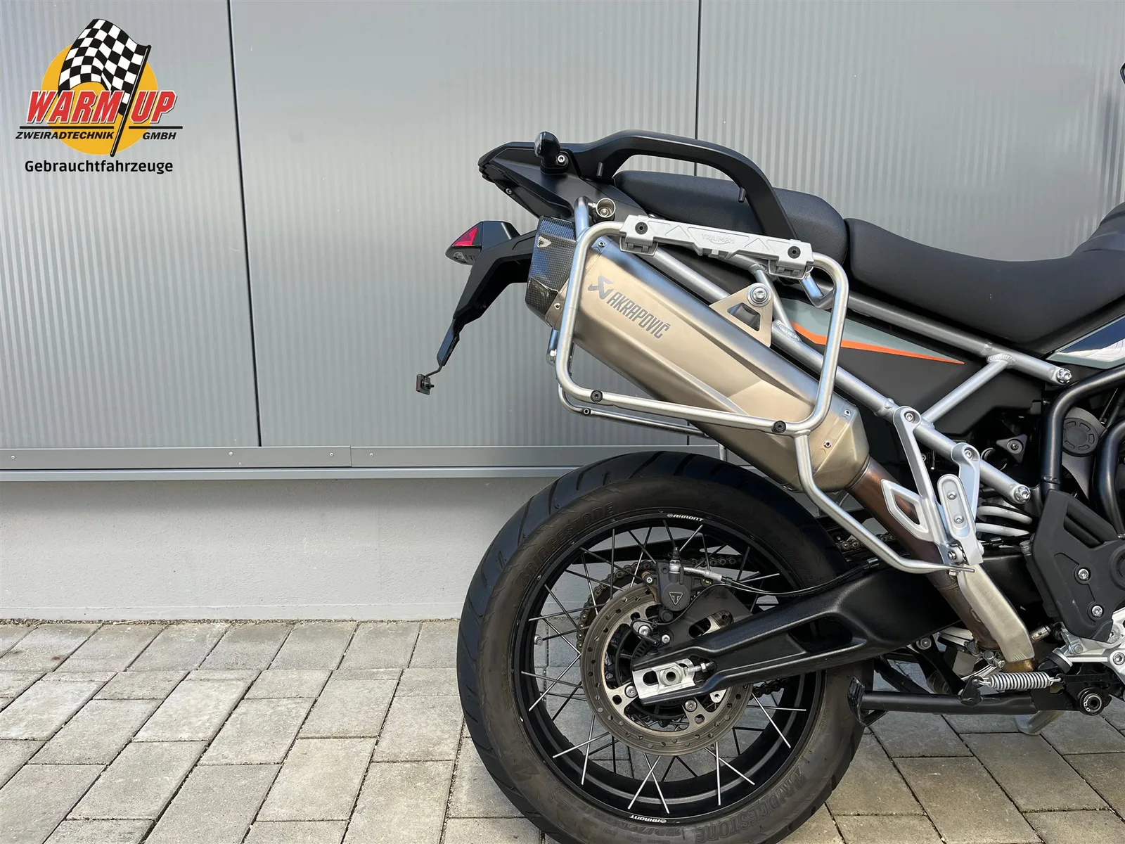 Triumph Tiger 900 Desert Edition inkl. Seitenkoffer