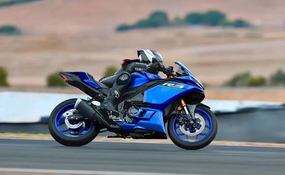 Yamaha R3, MY 2026 - Icon Blue