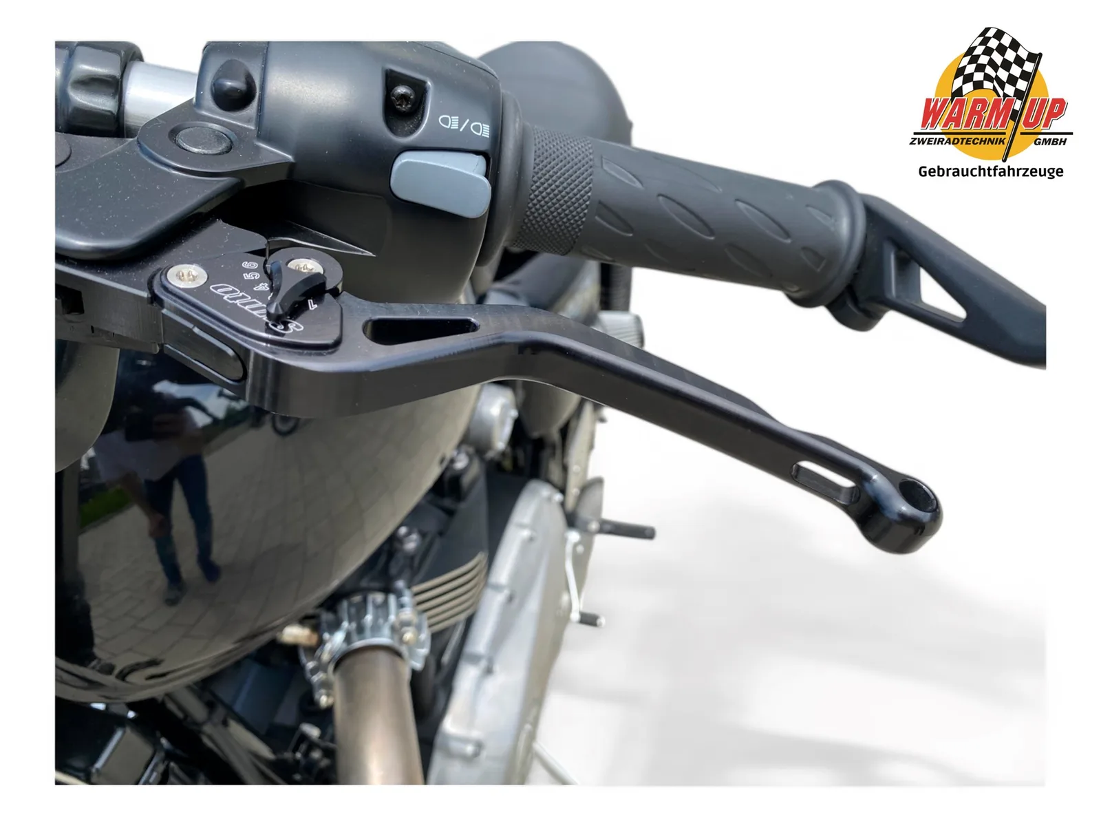 Triumph Thruxton stark umgebaut