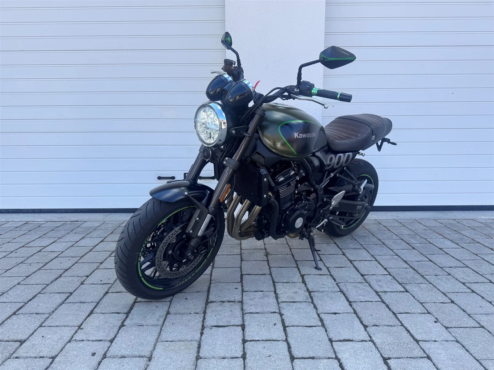 Kawasaki Z900 RS | Service neu | mit Zubehör | 1. Hand