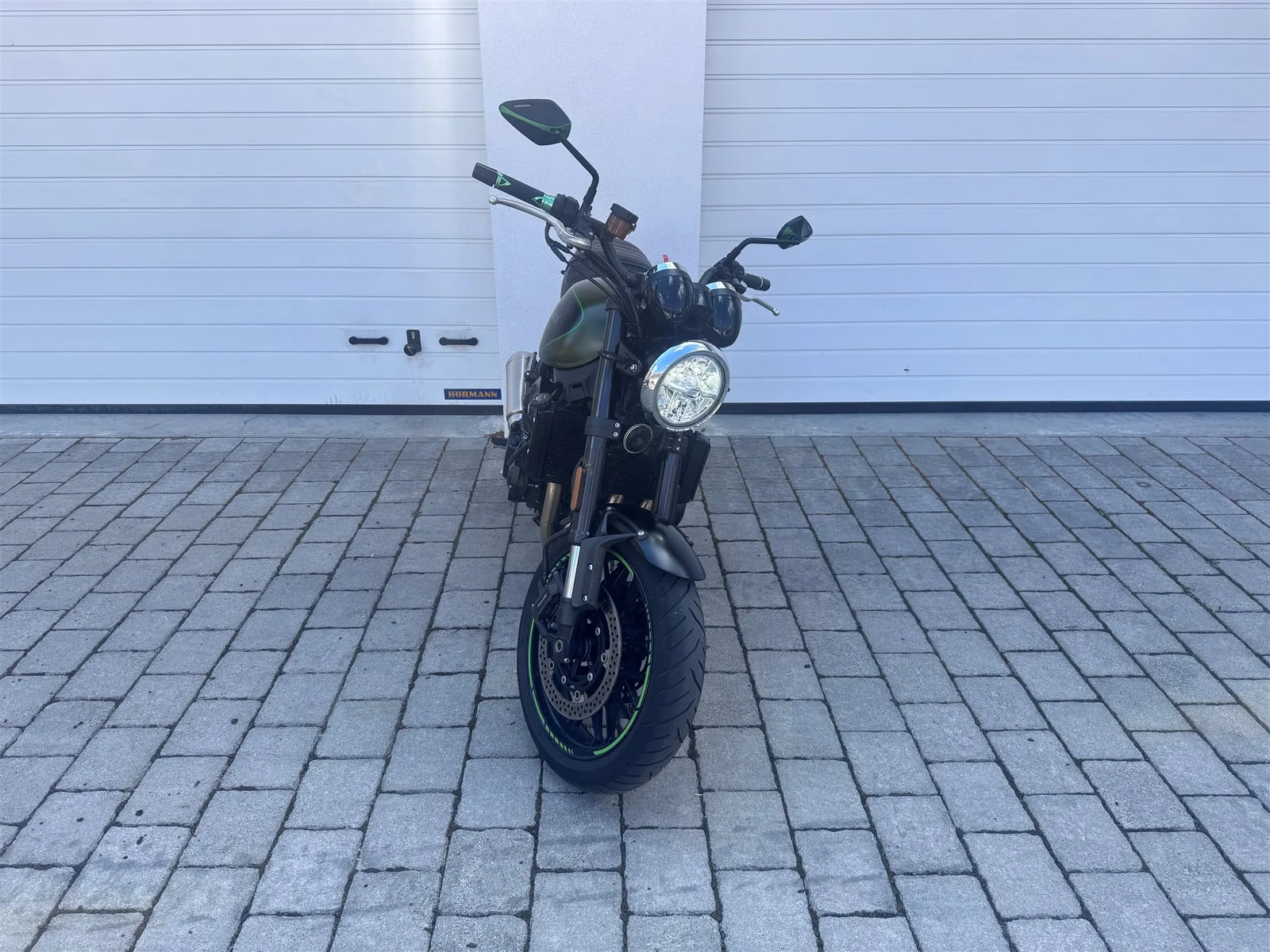 Kawasaki Z900 RS | Service neu | mit Zubehör | 1. Hand