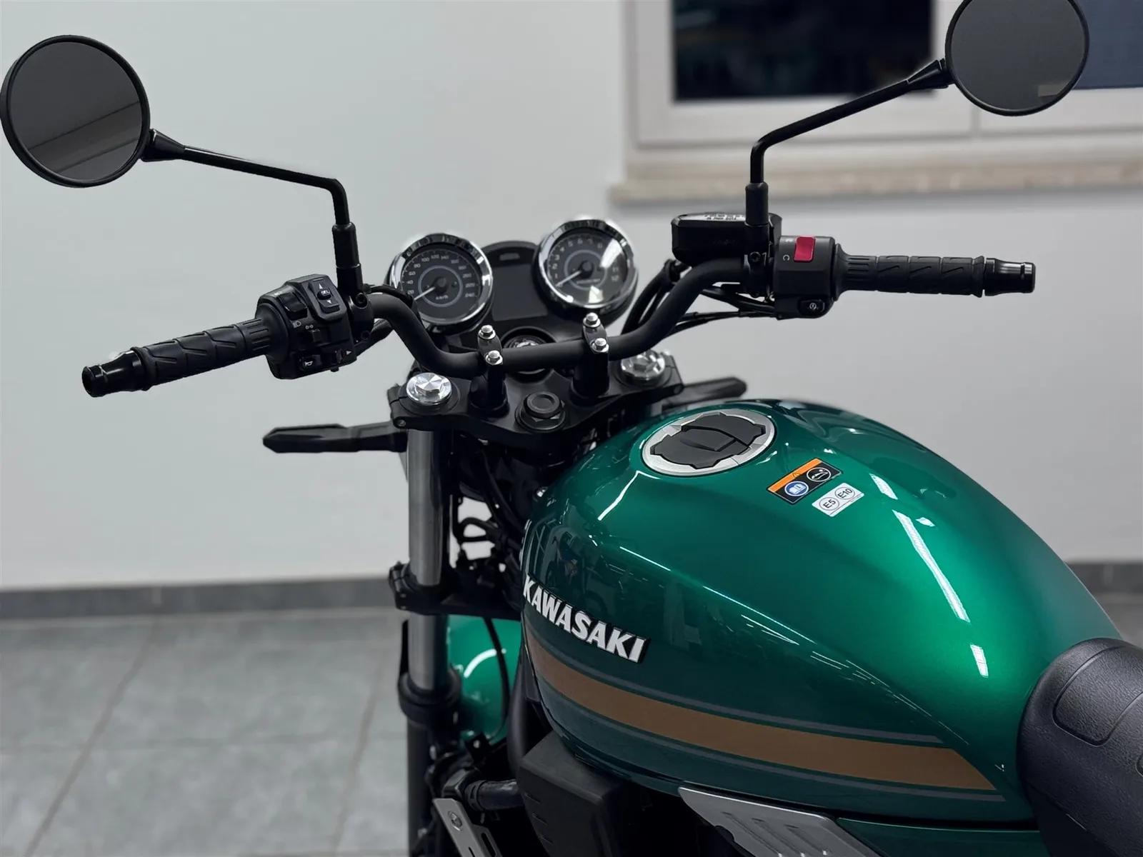Kawasaki Z650 RS Modell 2026 | wie neu | mit Garantie