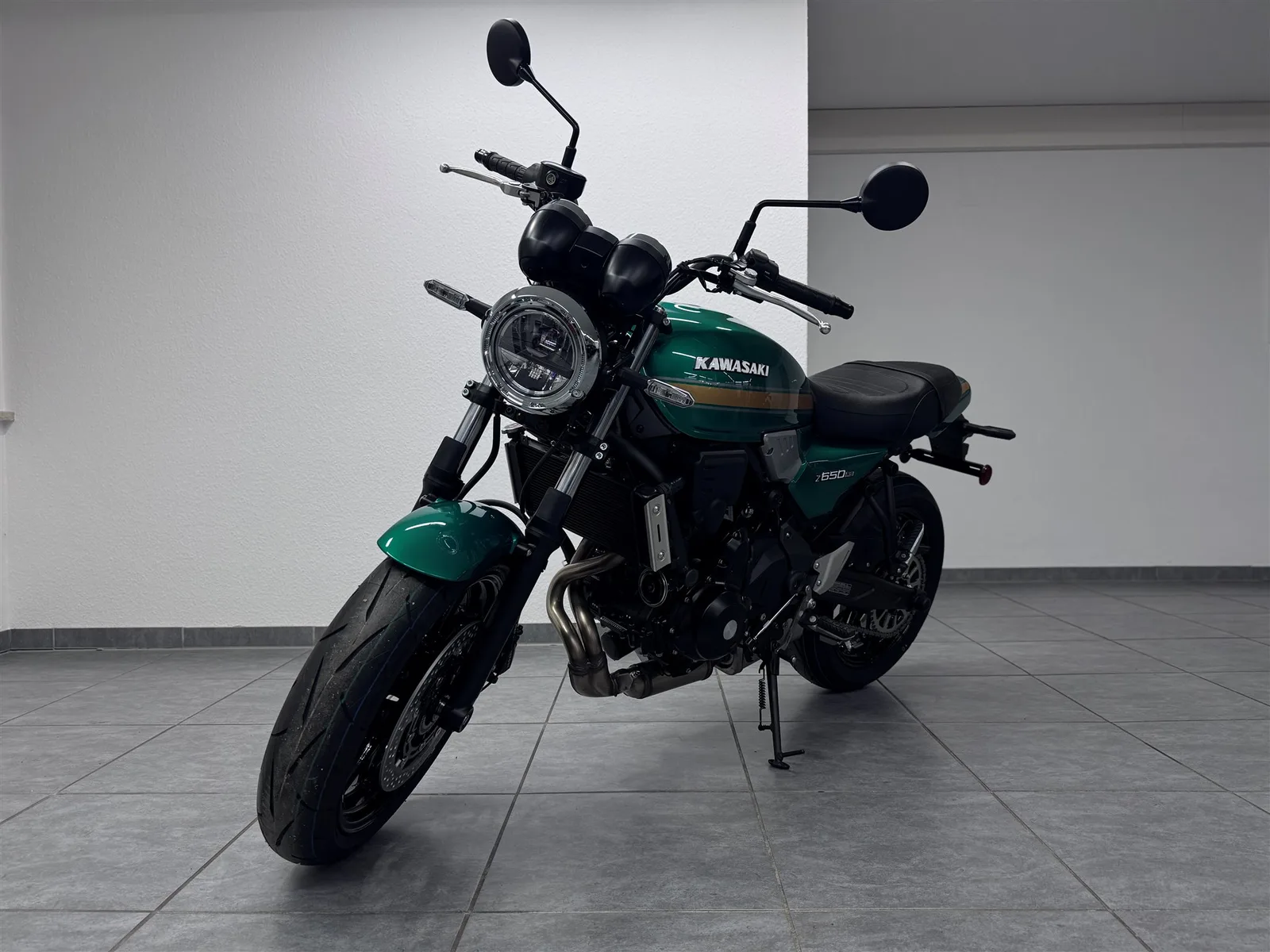 Kawasaki Z650 RS Modell 2026 | wie neu | mit Garantie