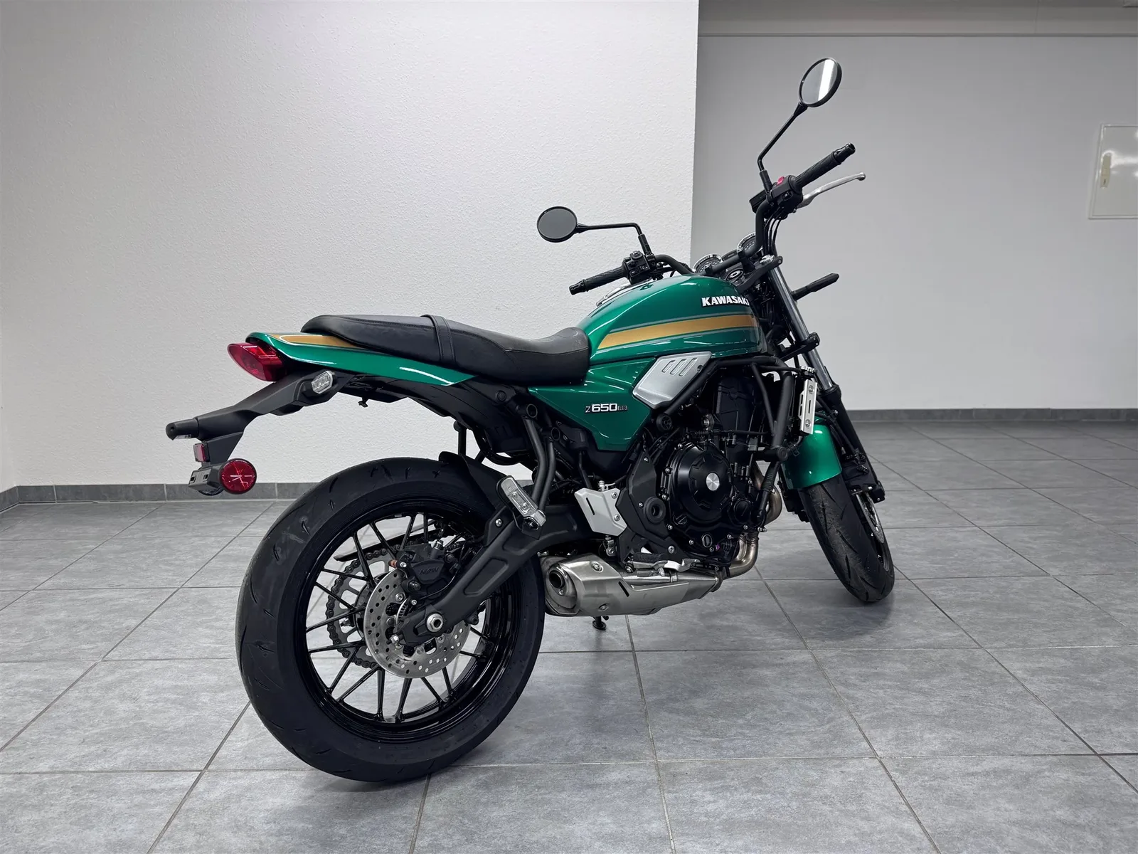 Kawasaki Z650 RS Modell 2026 | wie neu | mit Garantie