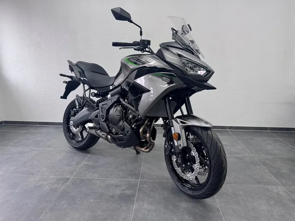 Kawasaki Versys 650 | neuwertig | Garantie bis 3/2030