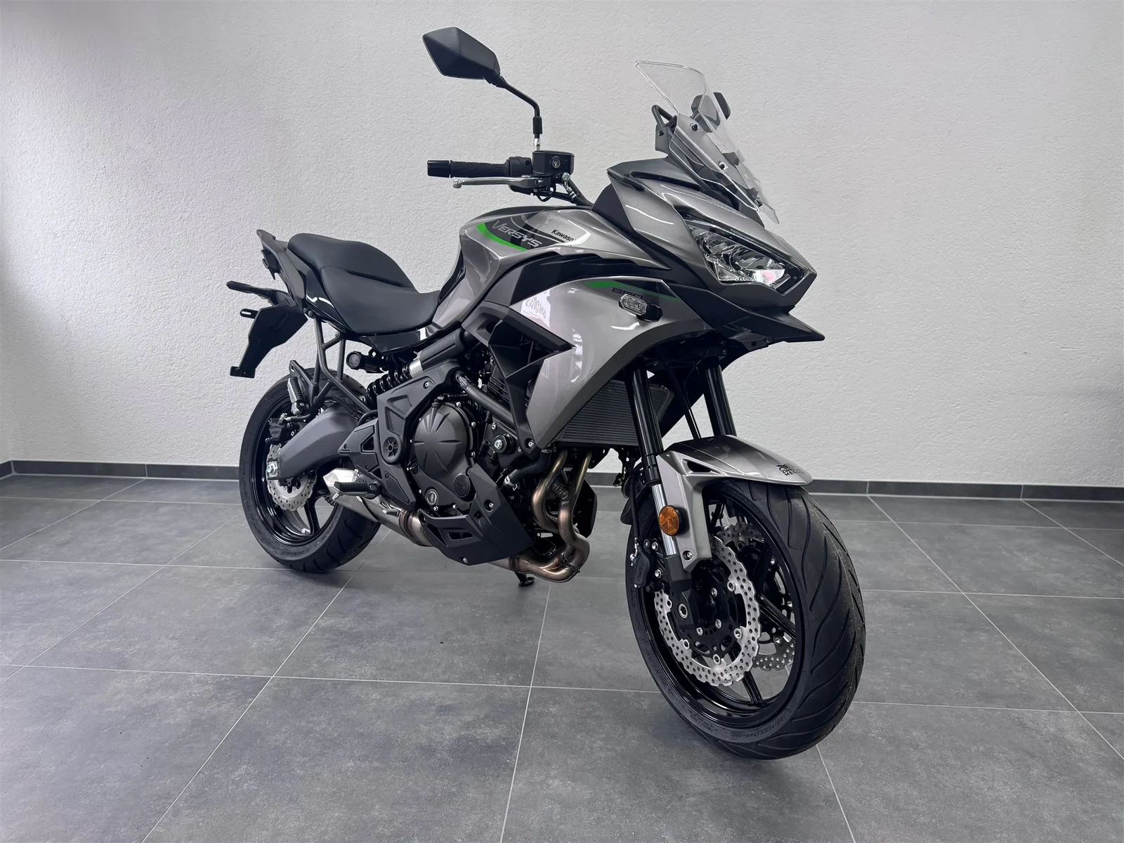 Kawasaki Versys 650 | neuwertig | Garantie bis 3/2030