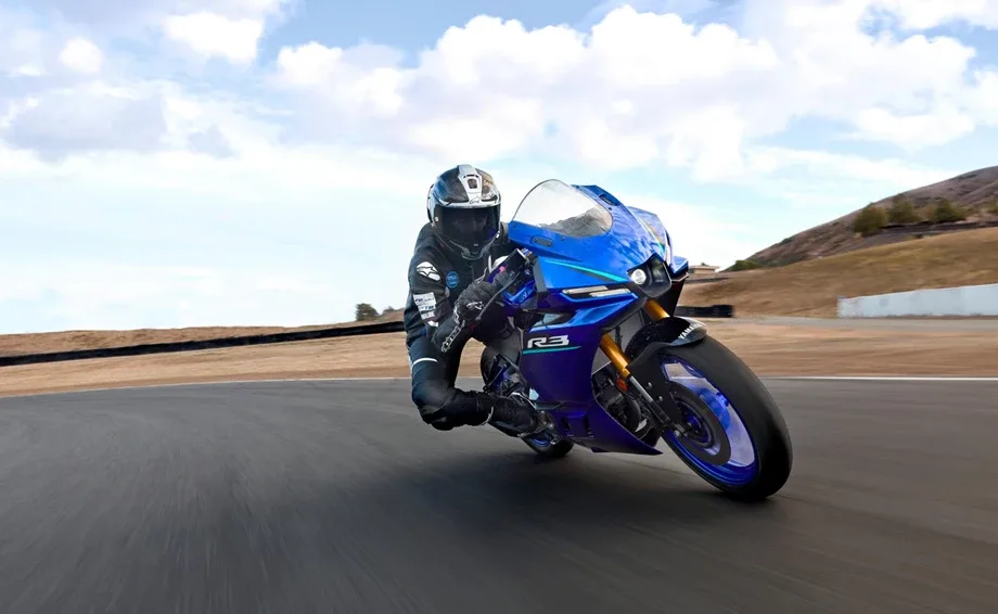 Yamaha R3, MY 2026 - Icon Blue