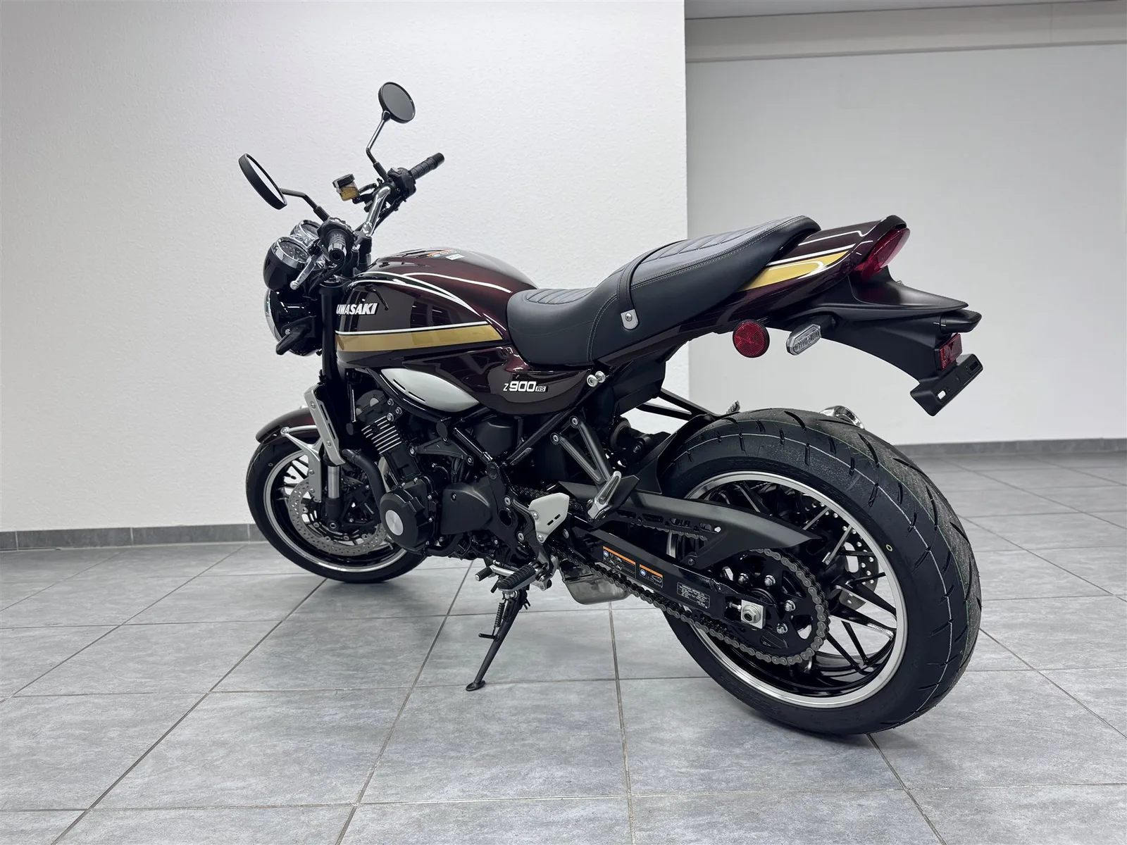 Kawasaki Z900 RS Modell 2026