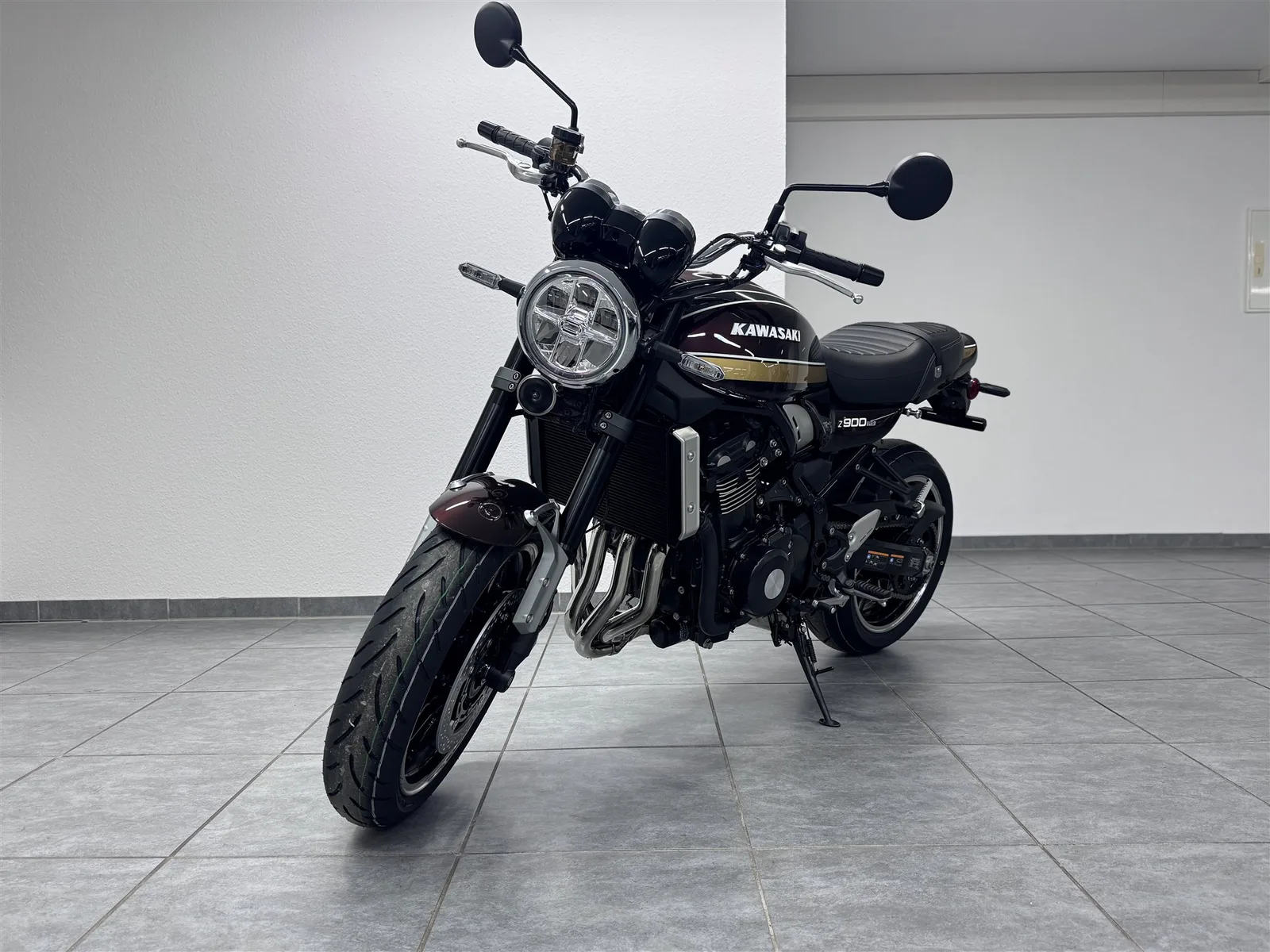 Kawasaki Z900 RS Modell 2026