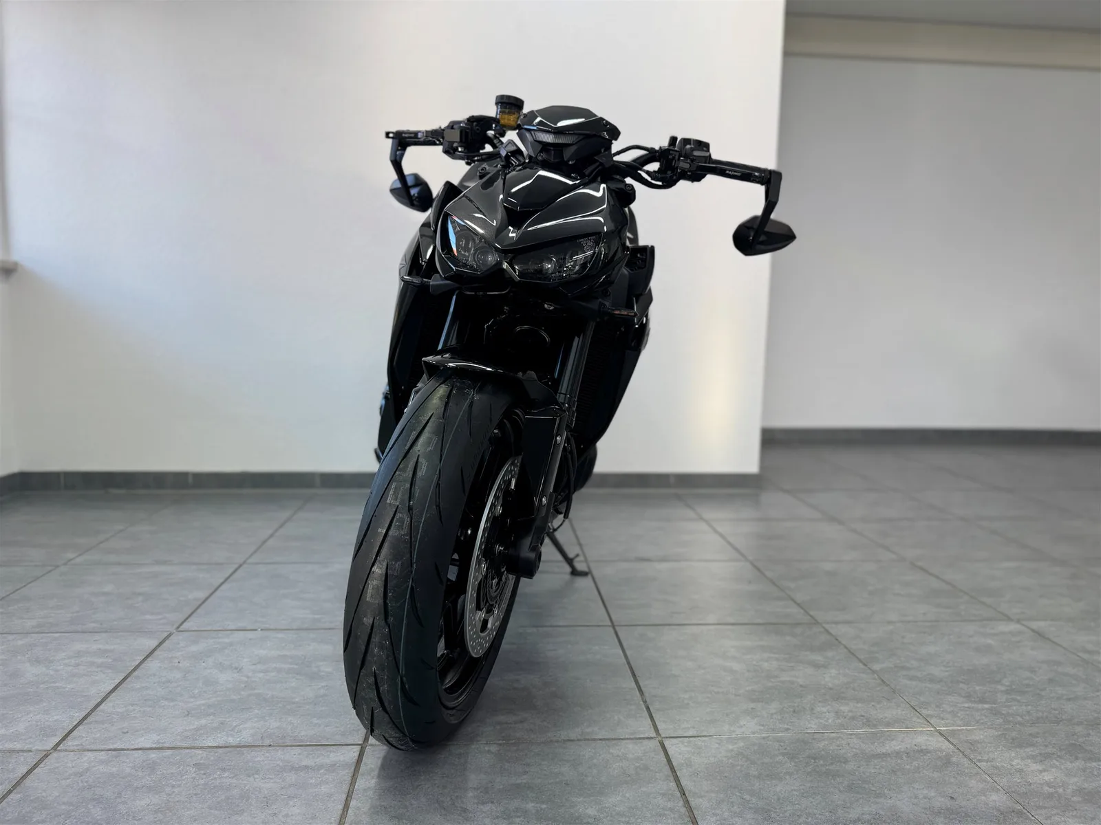 Kawasaki Z1100 FULL BLACK | NEU | MY26