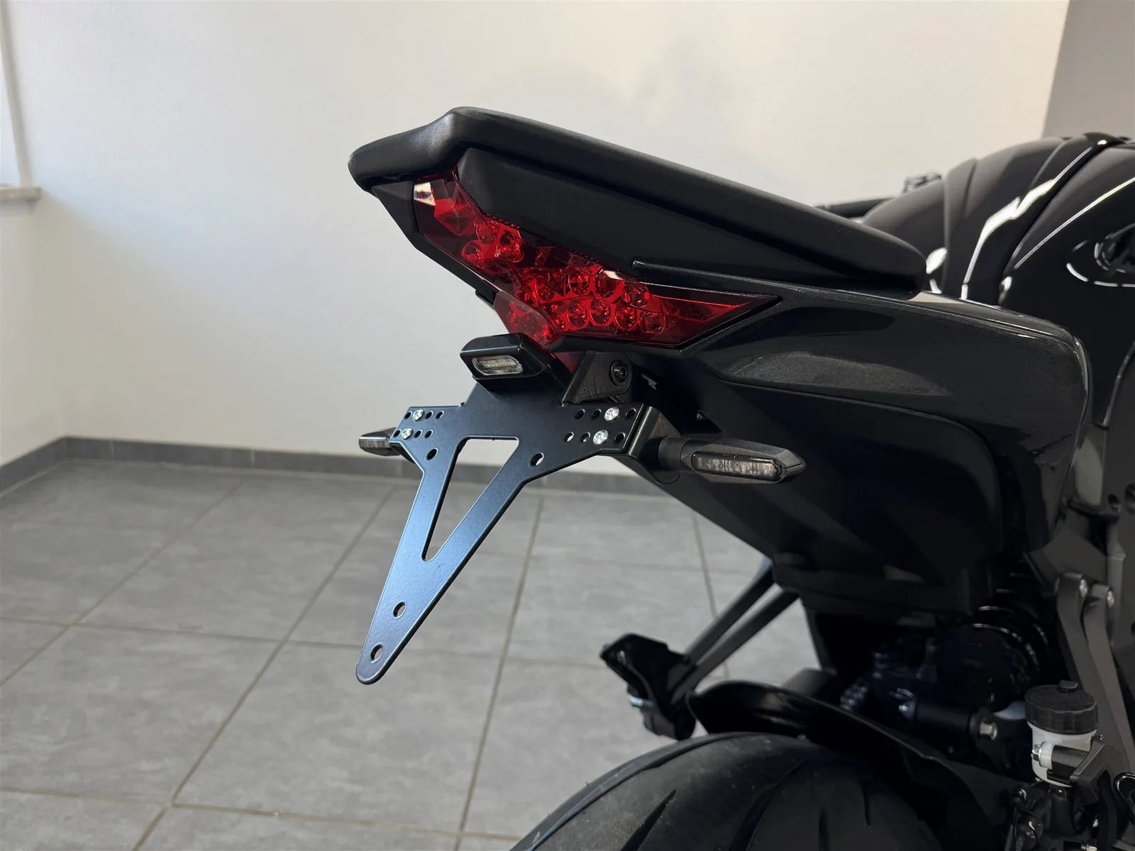 Kawasaki Z1100 FULL BLACK | NEU | MY26