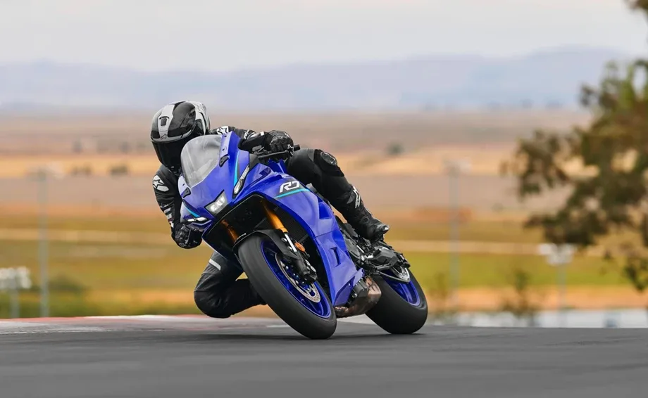 Yamaha R7, MY 2026 - Icon Blue