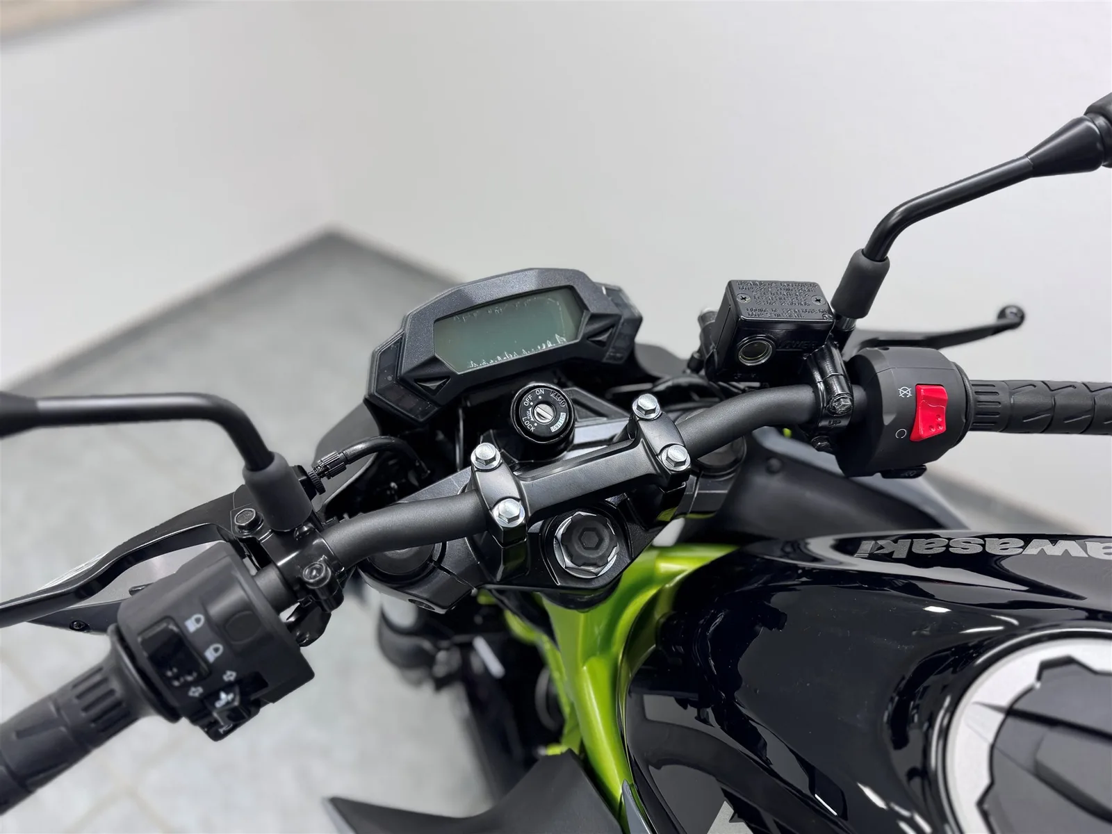 Kawasaki Z125 Modell 2026 | StarterBonus Aktionspreis