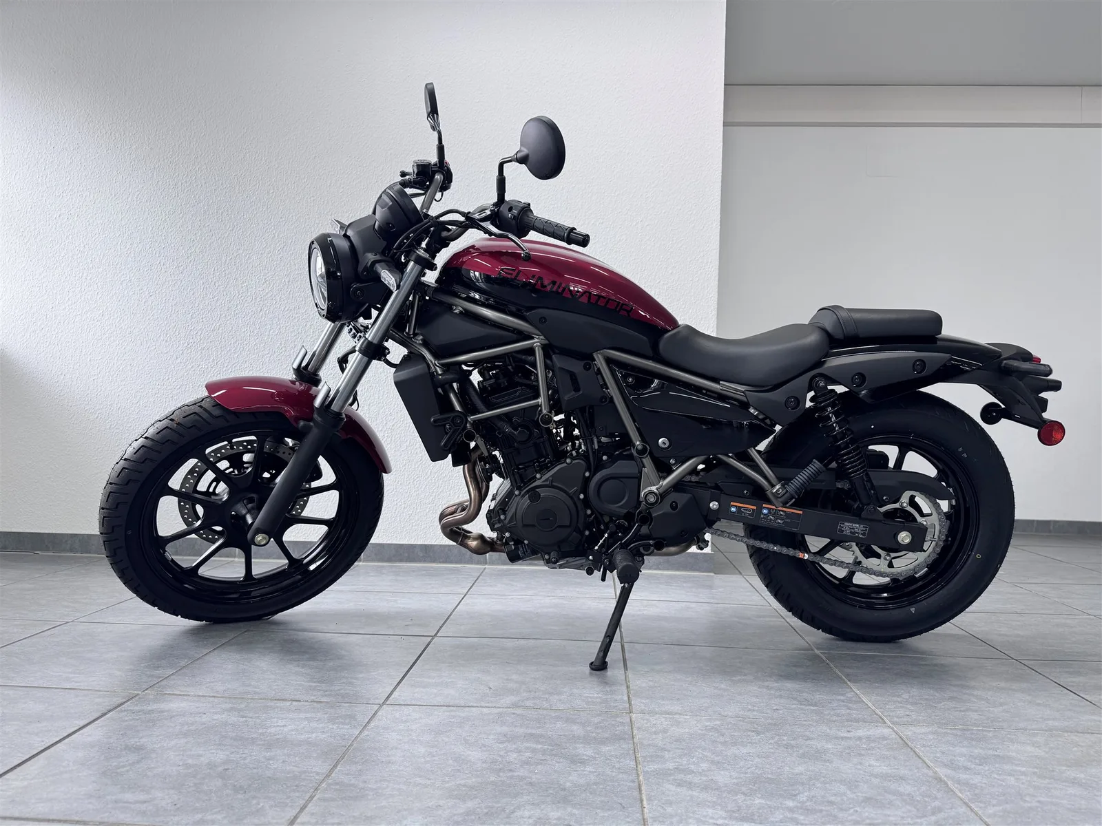 Kawasaki Eliminator 500 NEU / Modell 2026