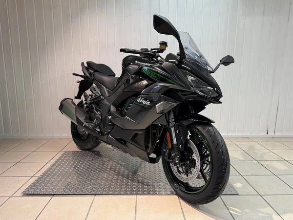 Kawasaki Ninja 1100SX | inkl. KOFFERSET