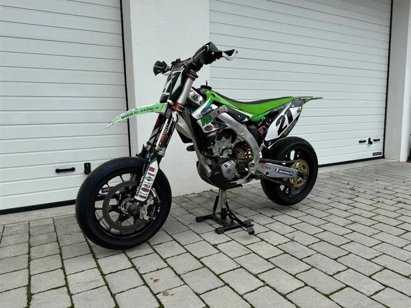 Kawasaki KX450F SUPERMOTO | Öhlins, Schwinge, XTRIG, u.v.m.