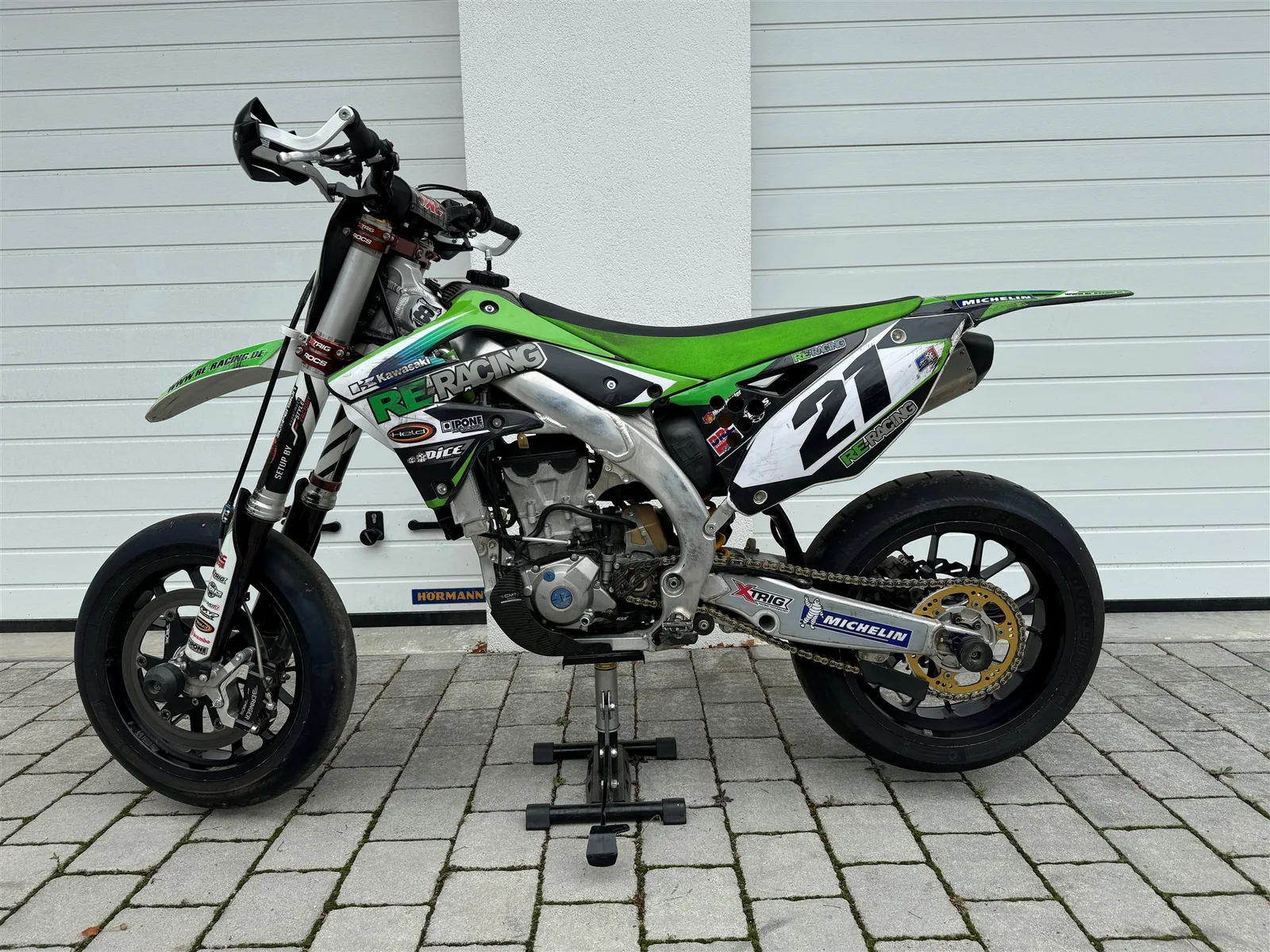 Kawasaki KX450F SUPERMOTO | Öhlins, Schwinge, XTRIG, u.v.m.
