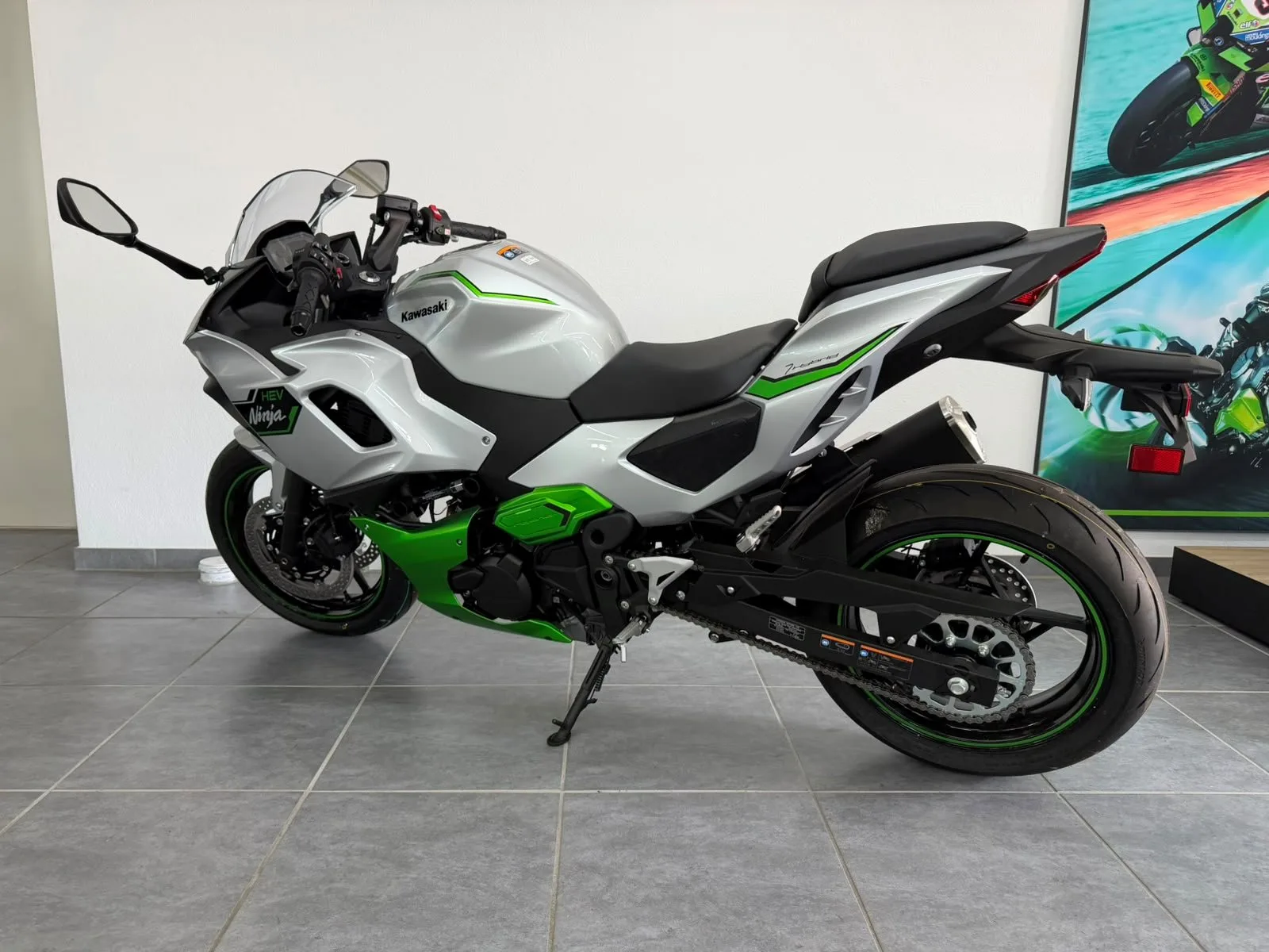 Kawasaki Ninja 7 Hybrid mit Tageszulassung 6/26 | 0 km
