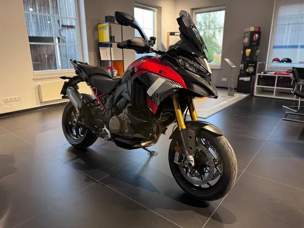 Ducati Multistrada V4 Pikes Peak | Modell 2026 | Garantie bis 5/2030