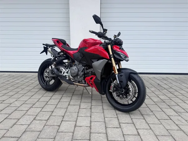 Ducati Streetfighter V2 | neuwertig | Modell 2026