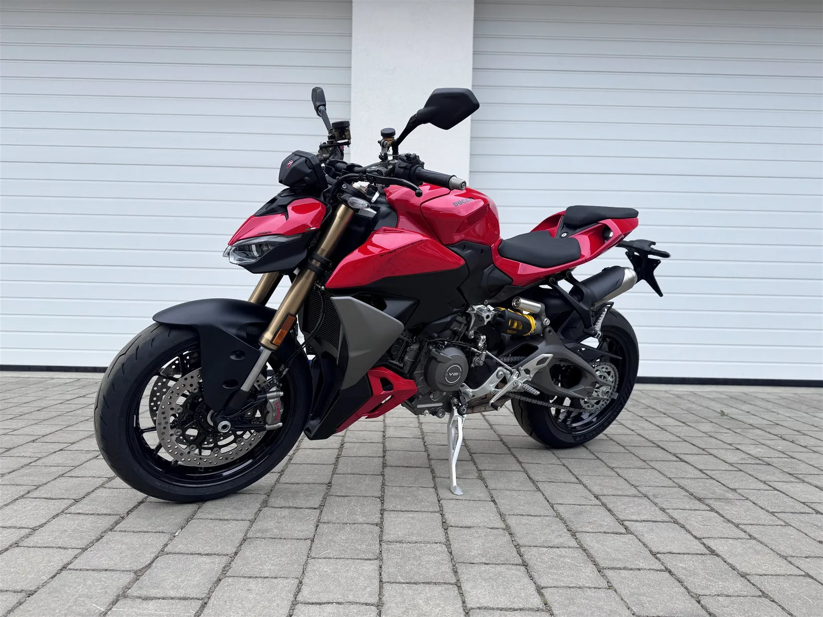 Ducati Streetfighter V2 | neuwertig | Modell 2026