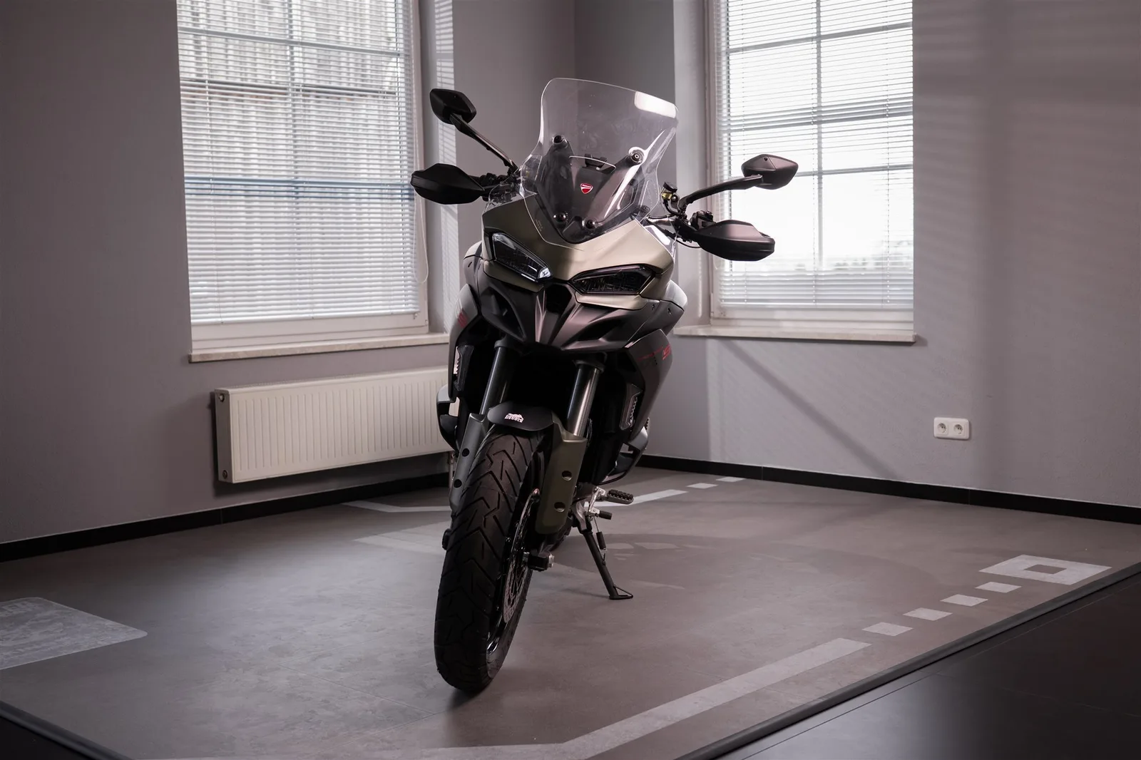 Ducati Multistrada V2 S | neuwertig | Garantie bis 3/2030