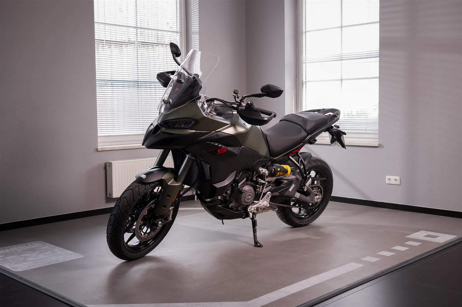 Ducati Multistrada V2 S | neuwertig | Garantie bis 3/2030