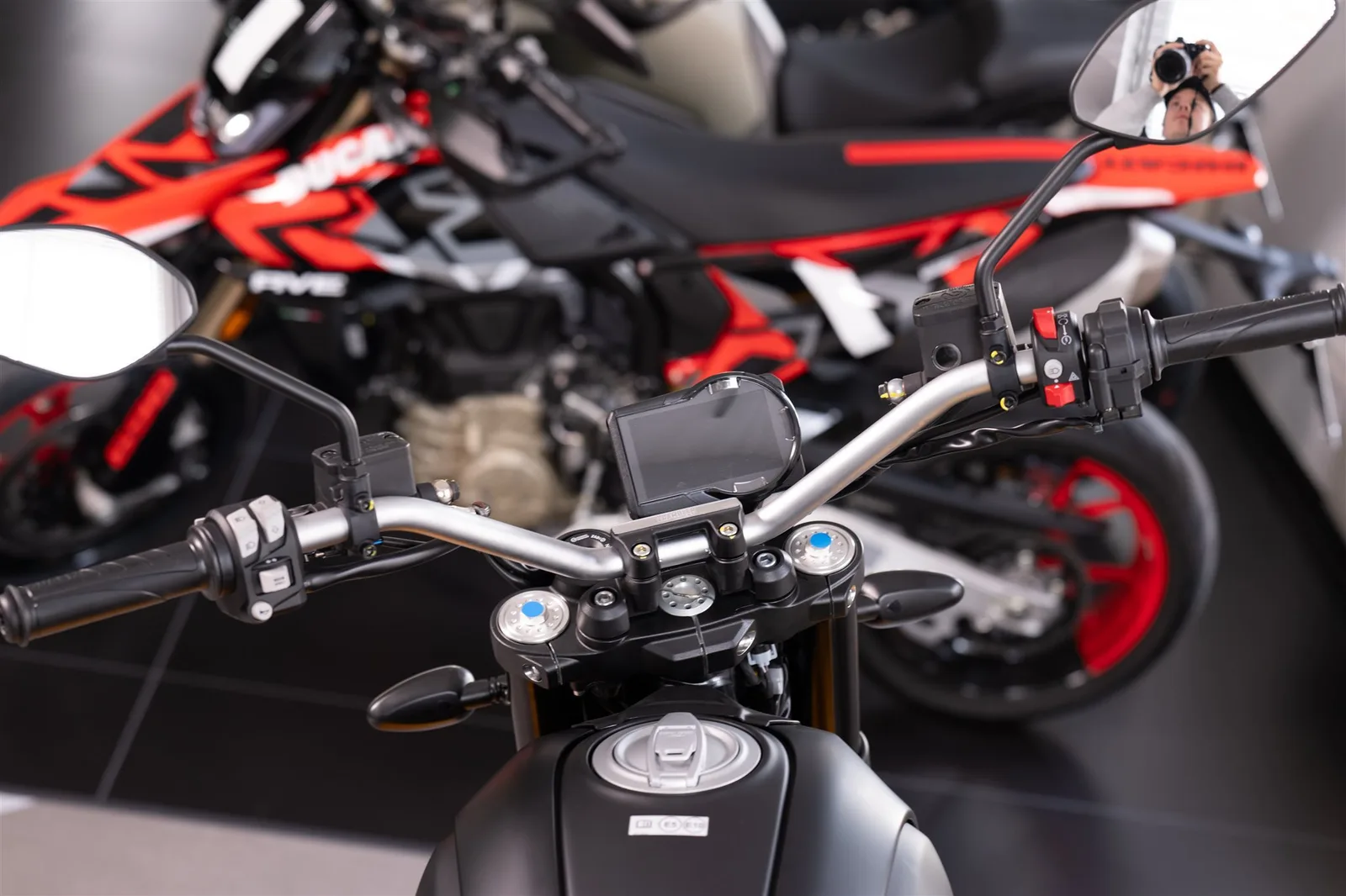 Ducati Scrambler Icon Dark neuwertig | Modell 2026 | Garantie bis 3/28