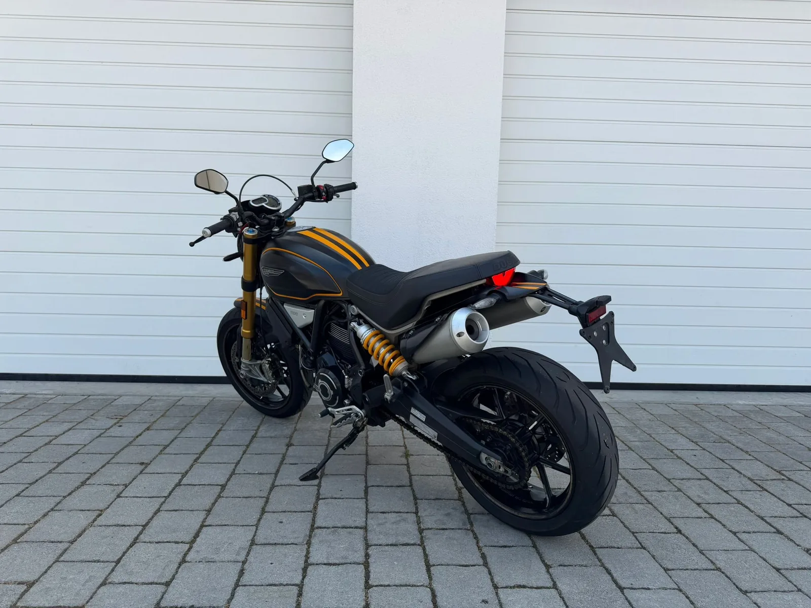 Ducati Scrambler 1100 Sport Desmo Service neu