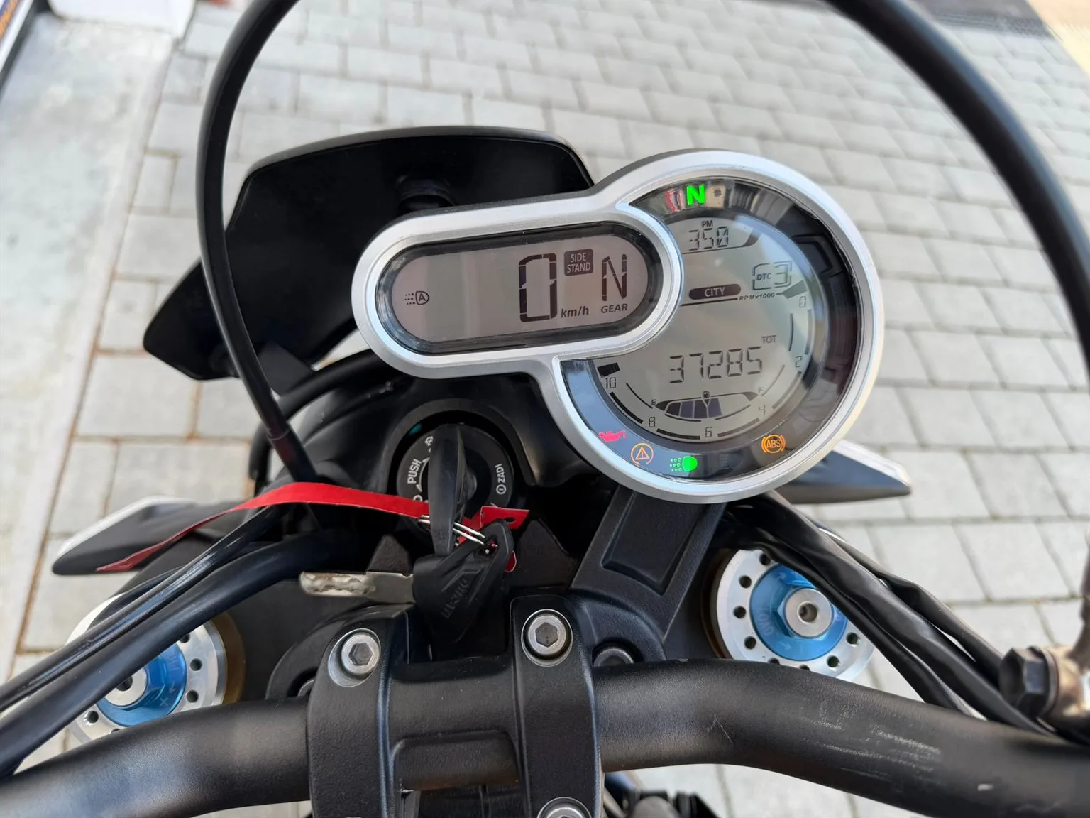 Ducati Scrambler 1100 Sport Desmo Service neu