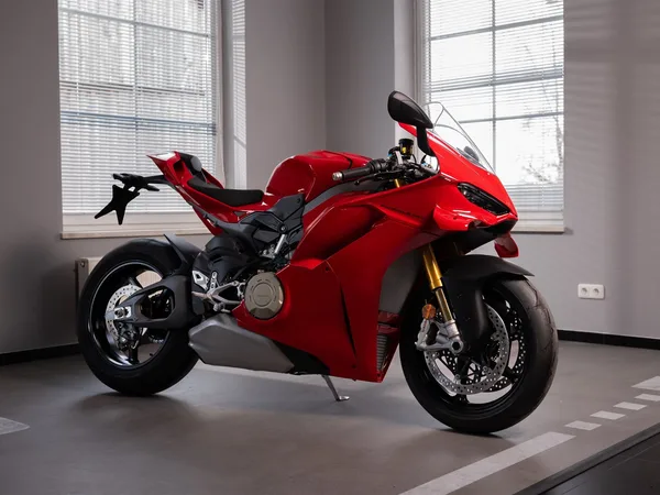 Ducati Panigale V4 S inkl. kurzes Heck, LED Lauflichtblinker | neuwertig
