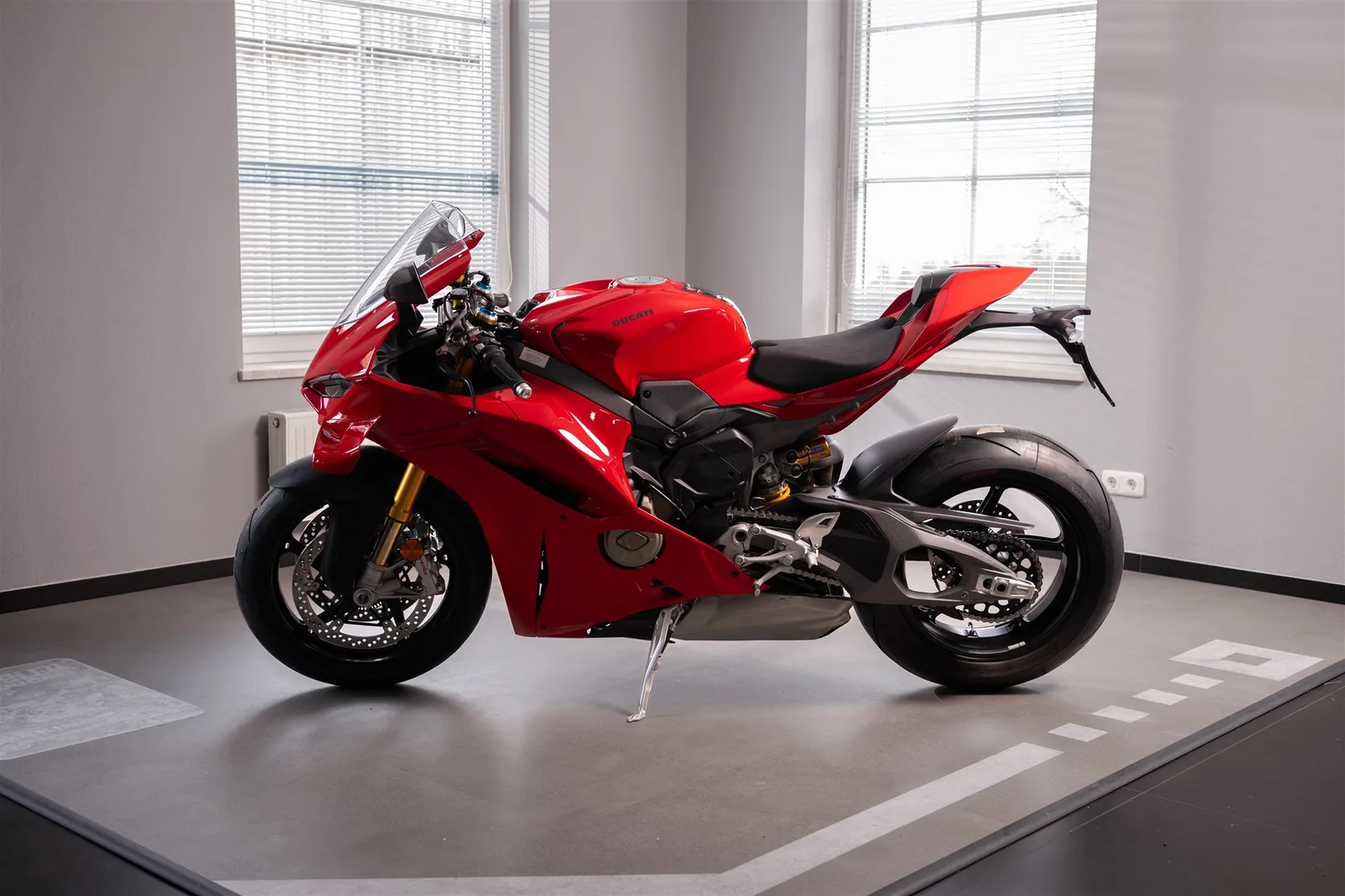 Ducati Panigale V4 S inkl. kurzes Heck, LED Lauflichtblinker | neuwertig