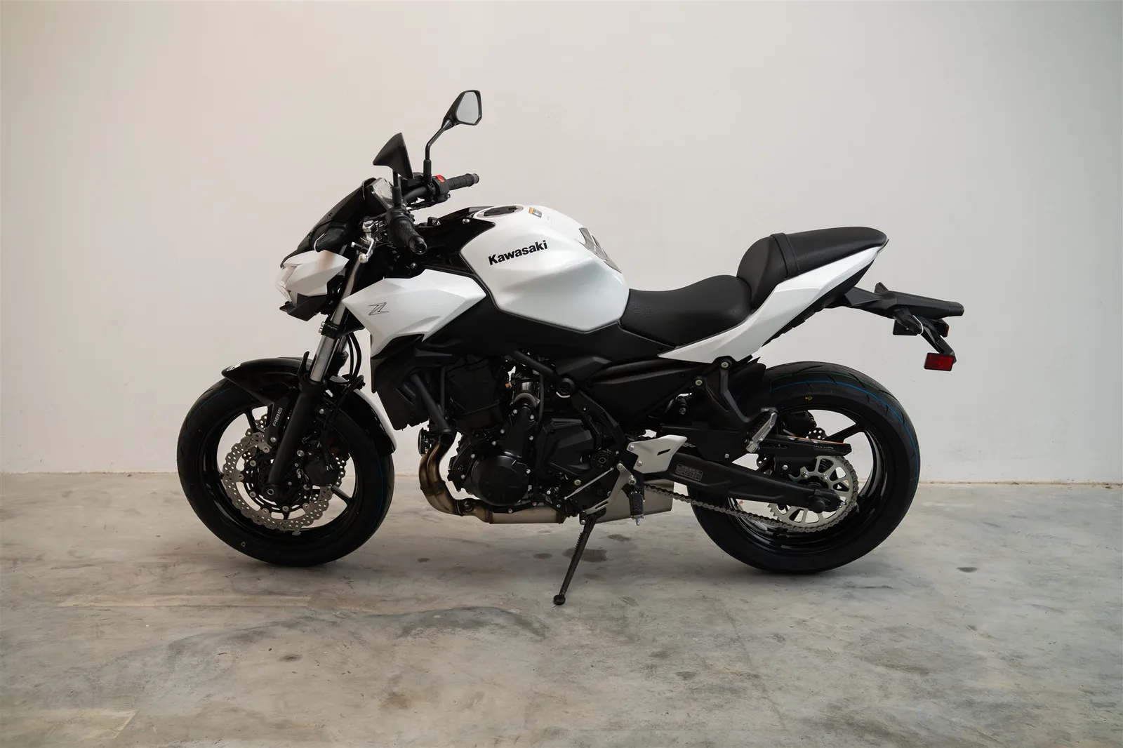 Kawasaki Z650 Modell 2026 | Weiß