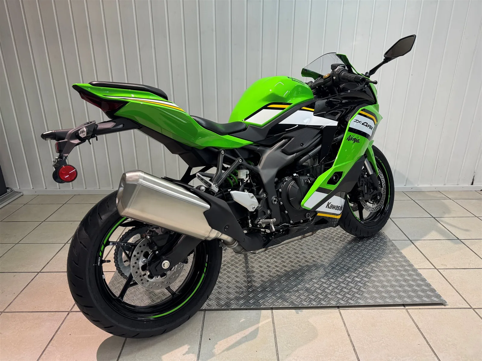 Kawasaki Ninja ZX-4RR neuwertig | Garantie bis 3/29 | A2 möglich