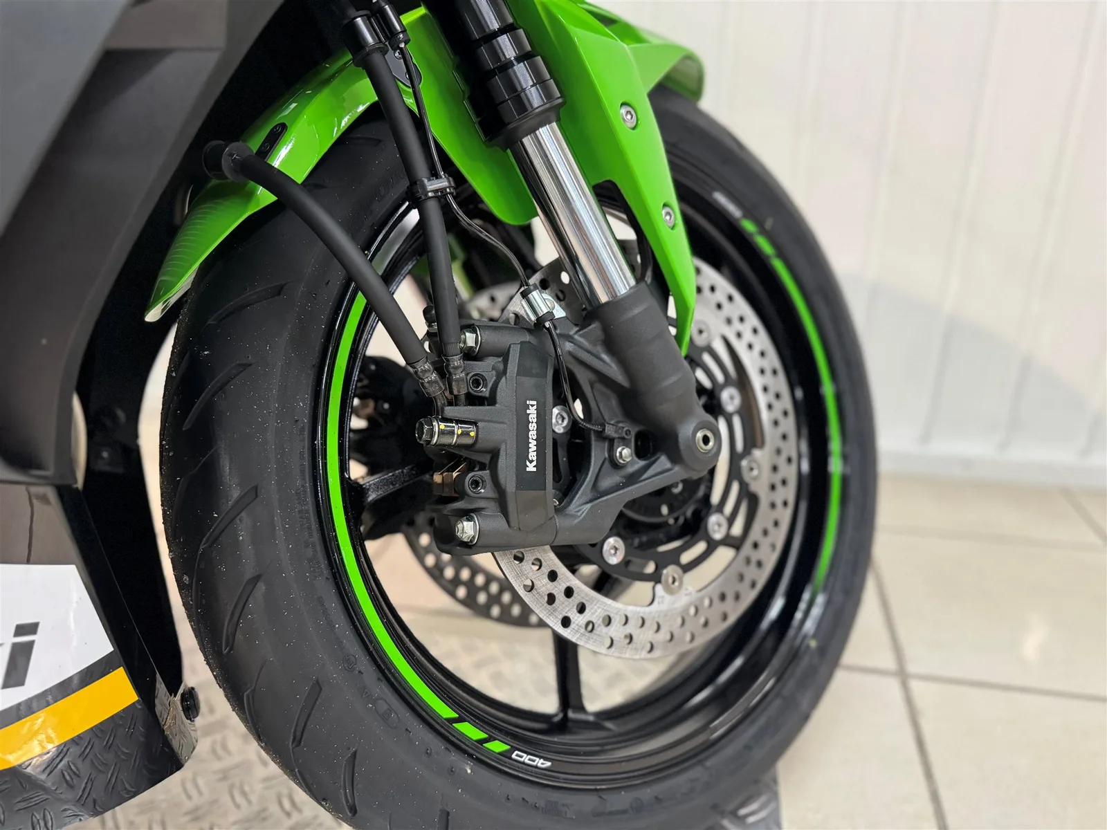 Kawasaki Ninja ZX-4RR neuwertig | Garantie bis 3/29 | A2 möglich
