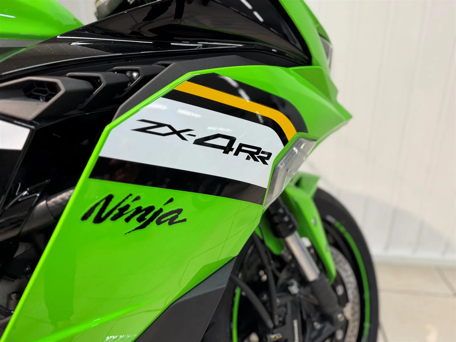 Kawasaki Ninja ZX-4RR neuwertig | Garantie bis 3/29 | A2 möglich
