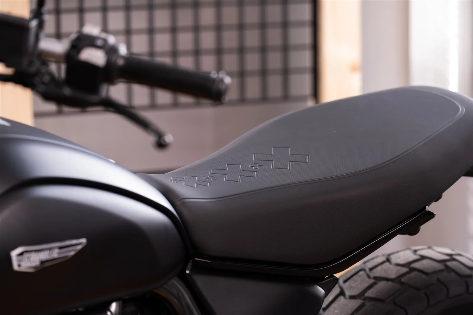 Ducati Scrambler Icon Dark