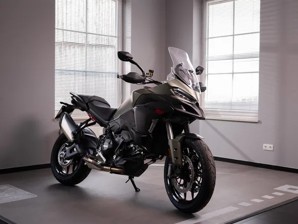 Ducati Multistrada V2 S
