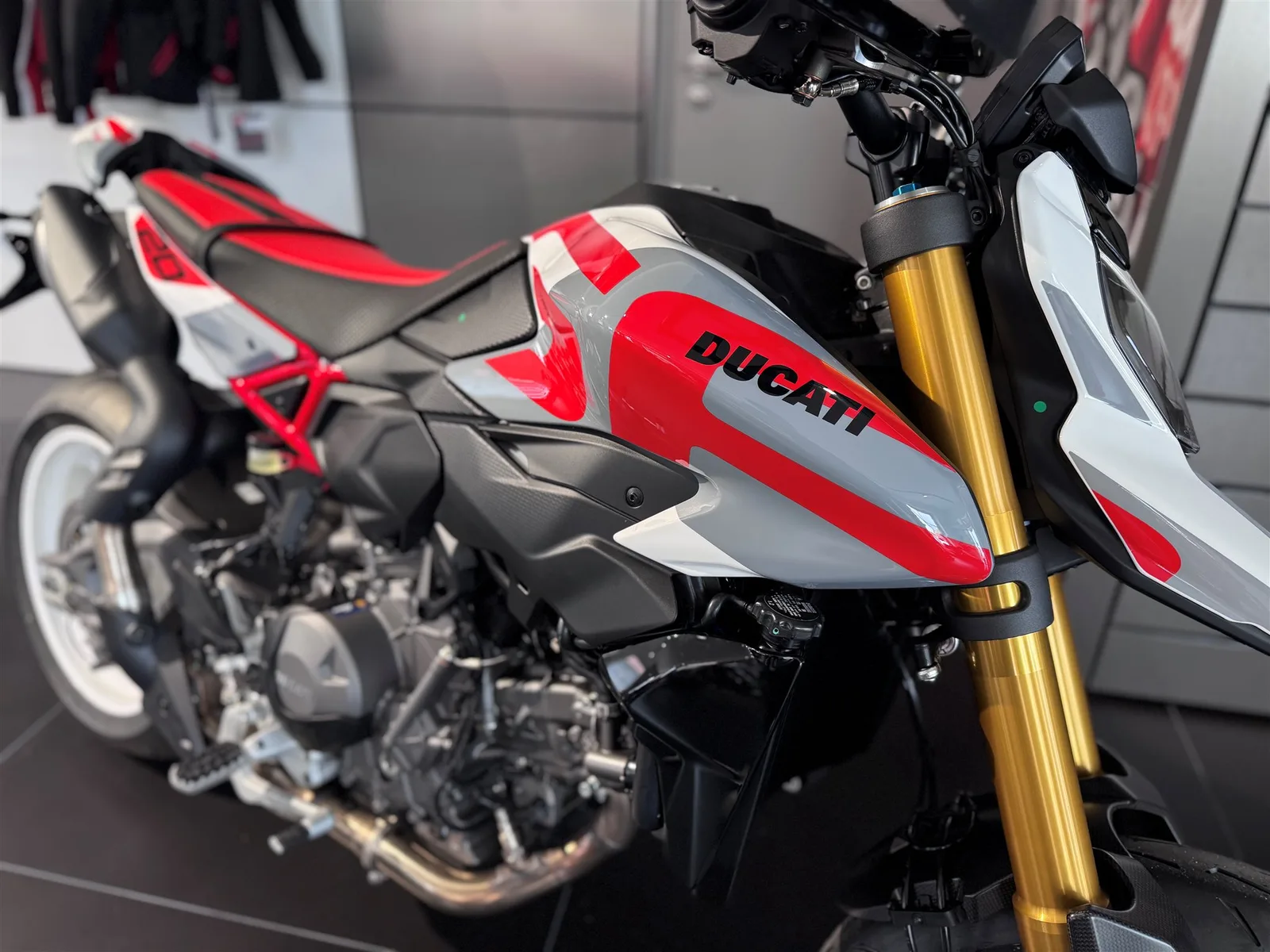 Ducati Hypermotard V2 SP Modell 2026