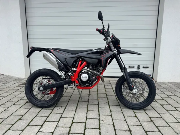 Beta RR 125 4T SUPERMOTO R BLACK | NEU