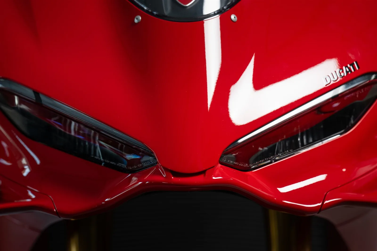 Ducati Panigale V4 S inkl. kurzes Heck, LED Lauflichtblinker | neuwertig