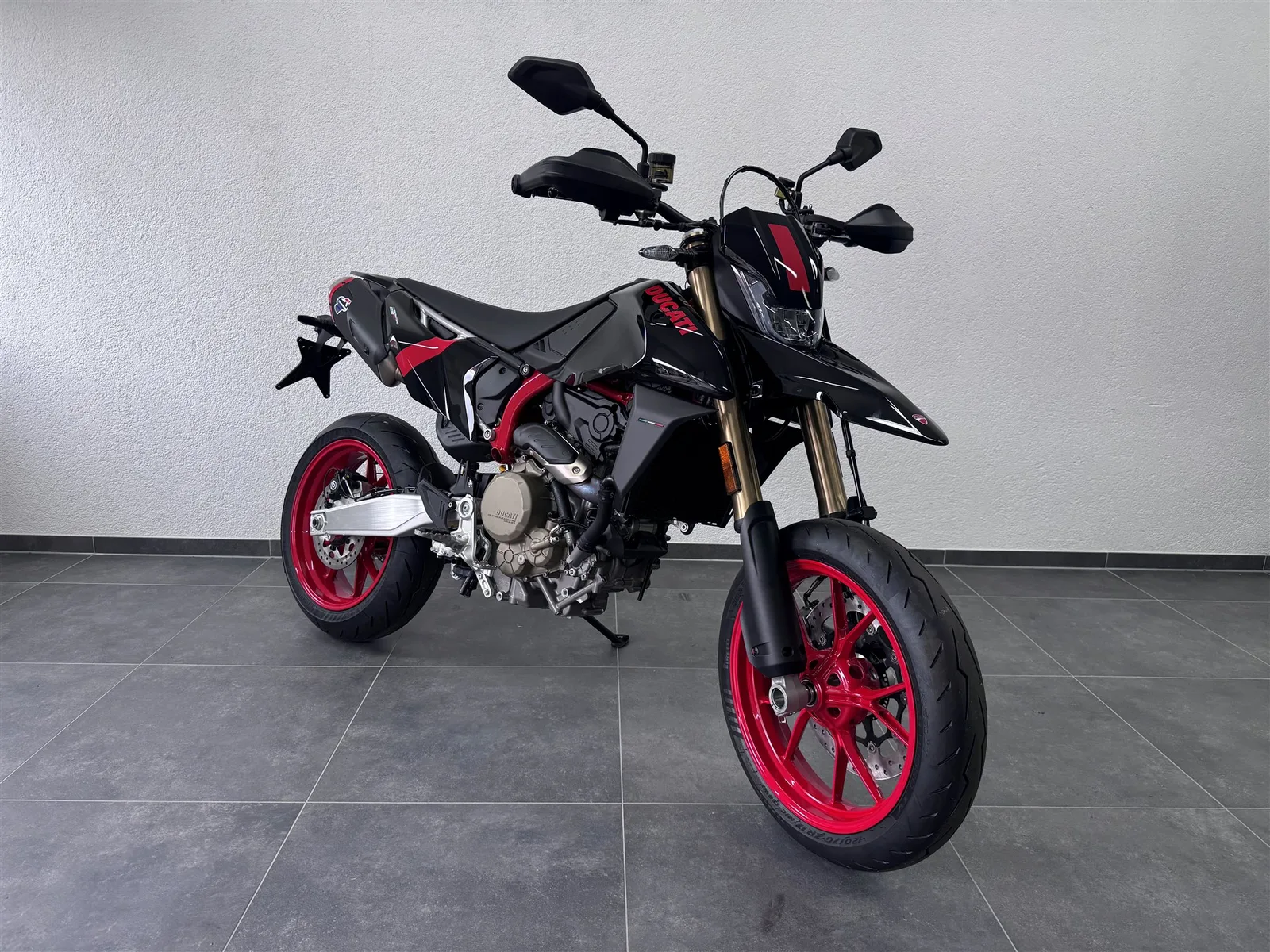 Ducati Hypermotard 698 Mono NERA | mit Quickshifter, Termignoni Sportauspuff | A2 möglich