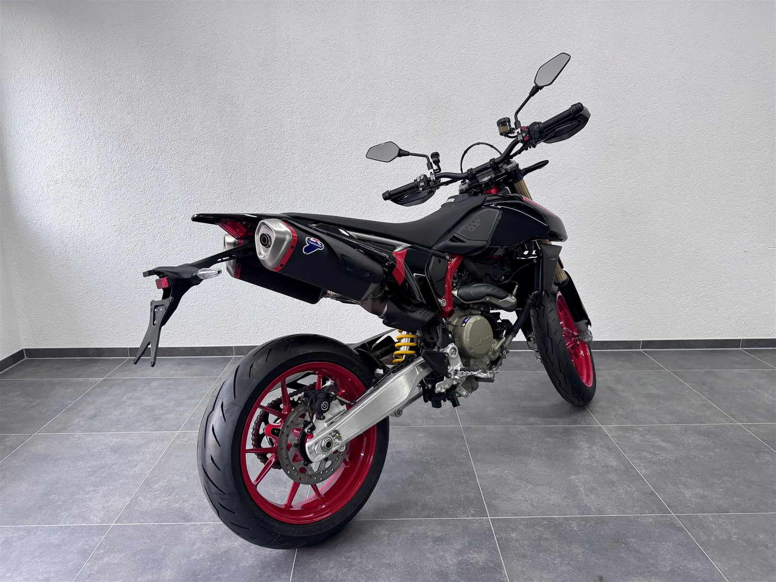 Ducati Hypermotard 698 Mono NERA | mit Quickshifter, Termignoni Sportauspuff | A2 möglich