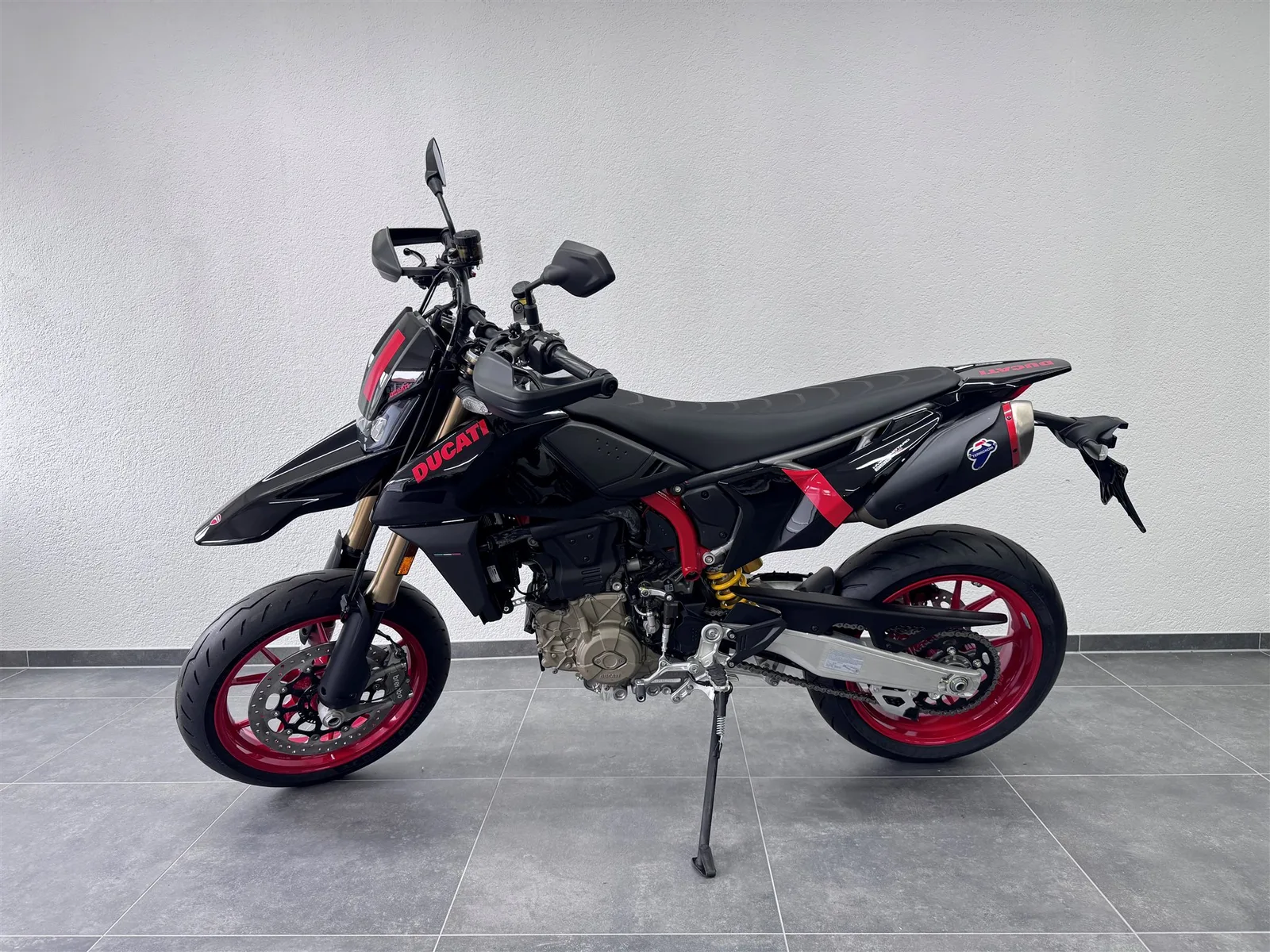 Ducati Hypermotard 698 Mono NERA | mit Quickshifter, Termignoni Sportauspuff | A2 möglich