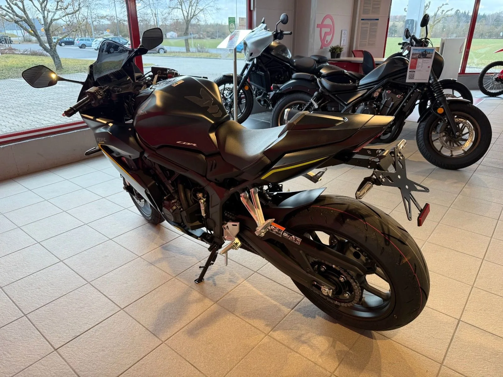 Honda CBR650R E-Clutch