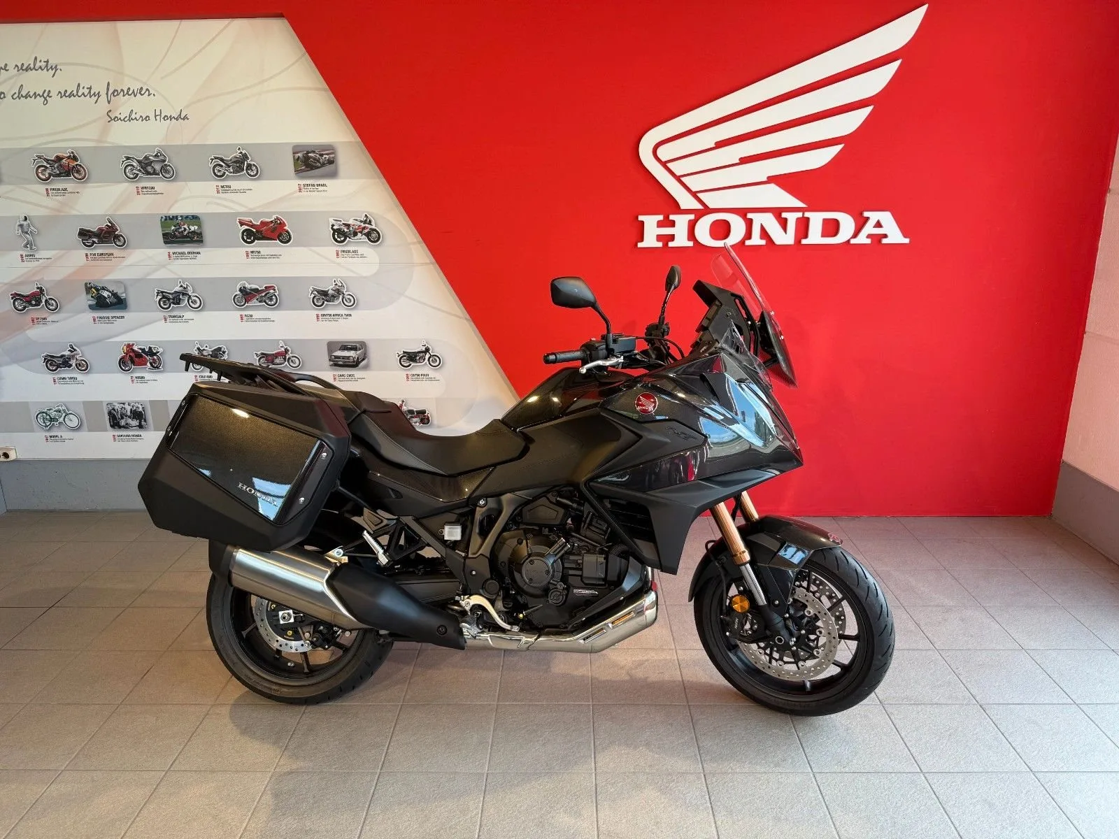 Honda NT1100 DCT Electronic Suspension