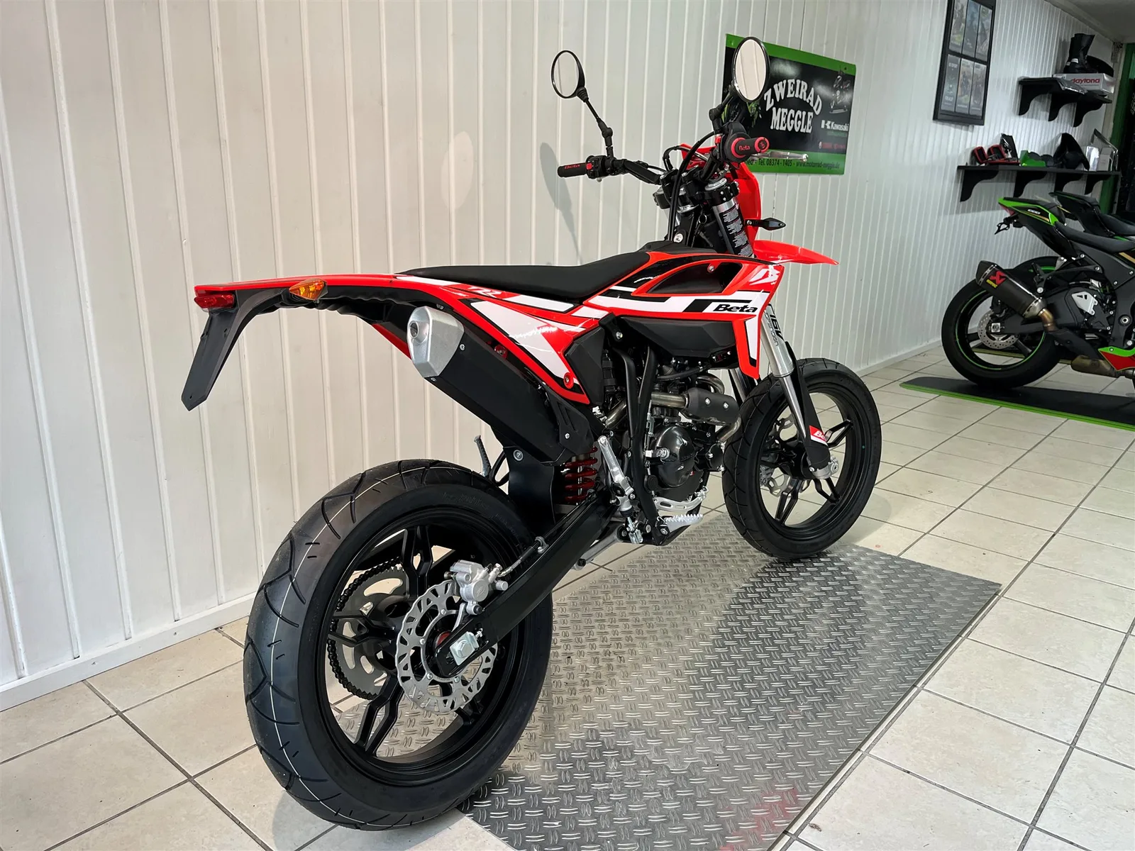 Beta RR 125 4T SUPERMOTO T | X - Special Edition | 1x auf Lager