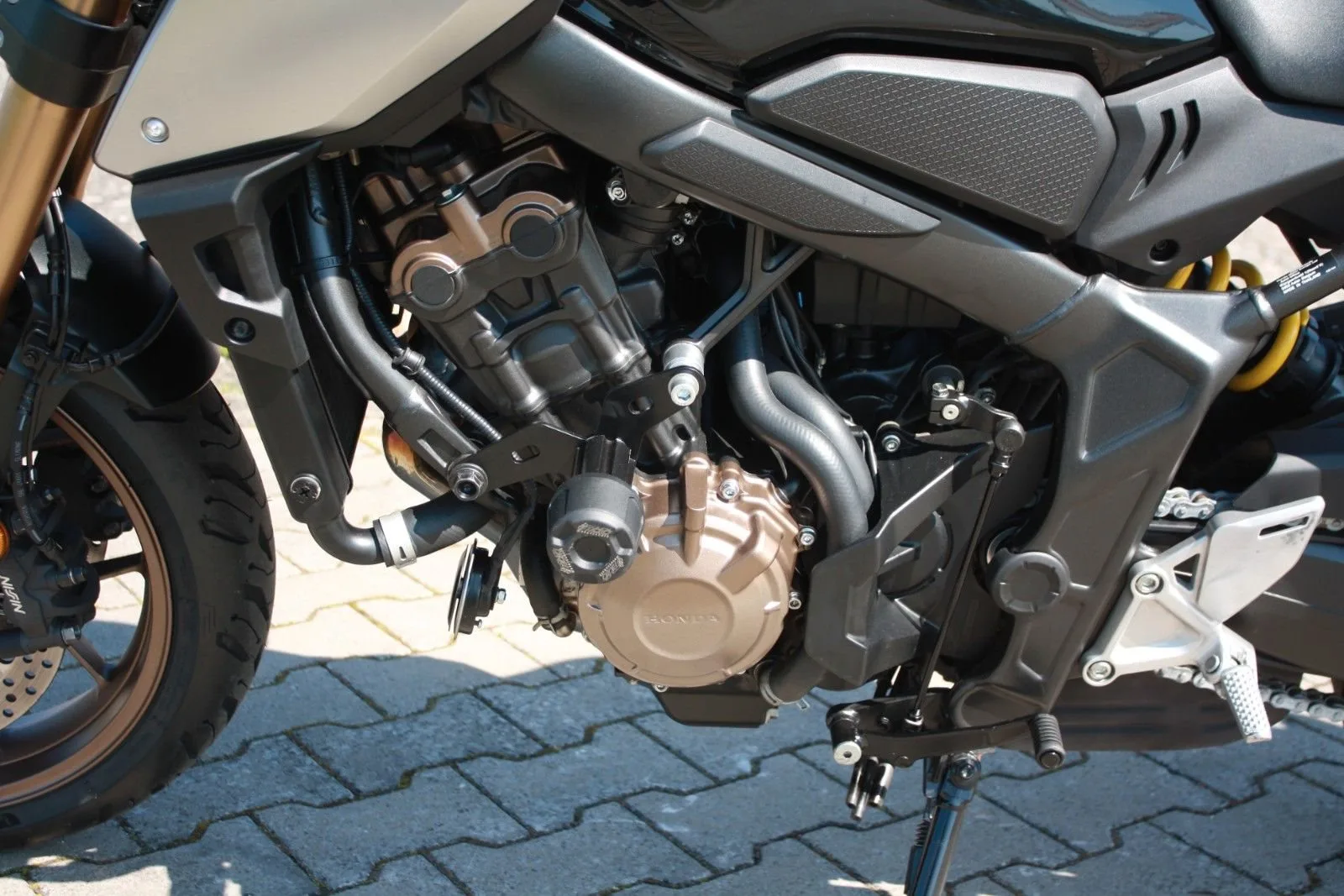 Honda CB650R