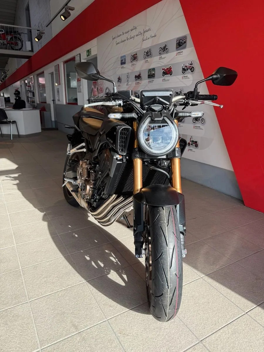 Honda CB650R E-Clutch